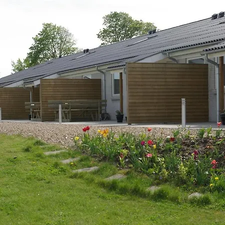 Fitting Landsbyferie דירה