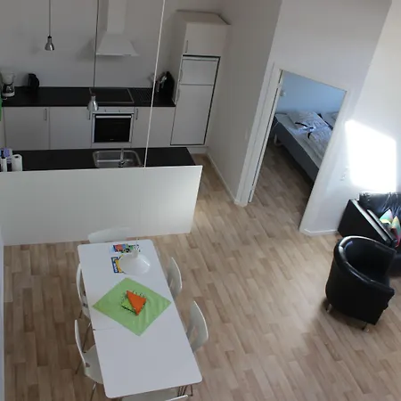 Fitting Landsbyferie דירה